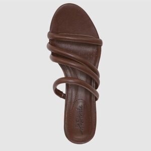 BRAND NEW LIFESTRIDE YOURS TRULY STRAPPY HEEL SANDALS R3